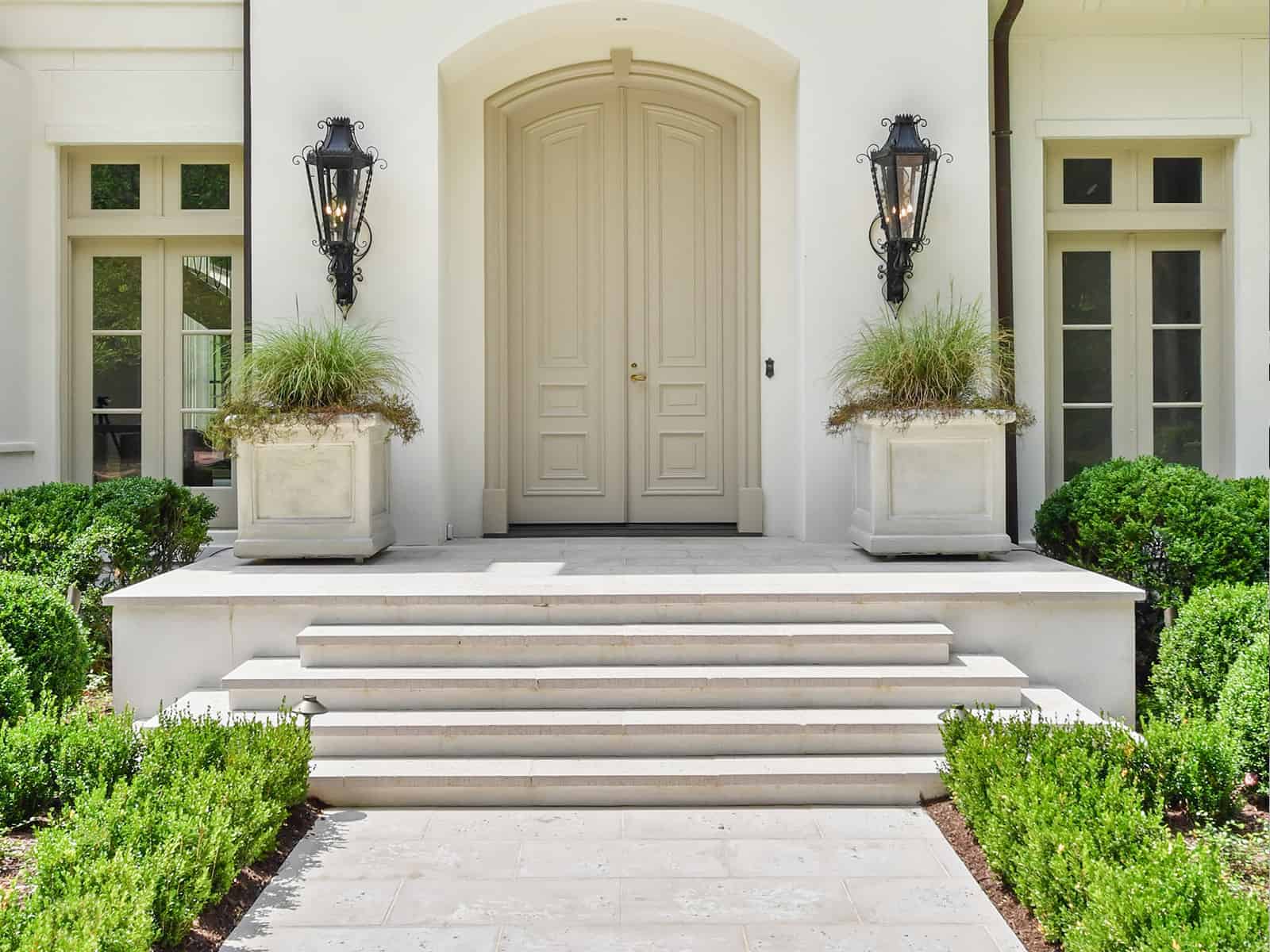 How Color Variation Impacts the Final Look of a Paver Project