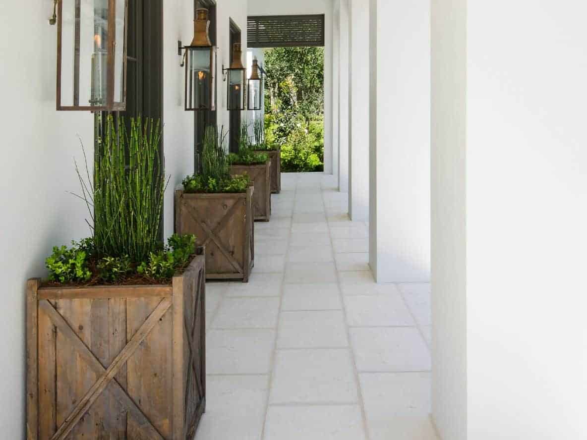 Outdoor concrete paver finishes