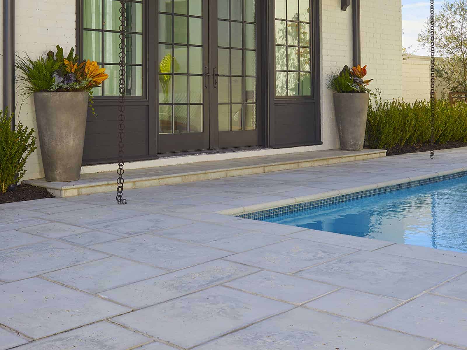Pavers in Oyster colors for pools