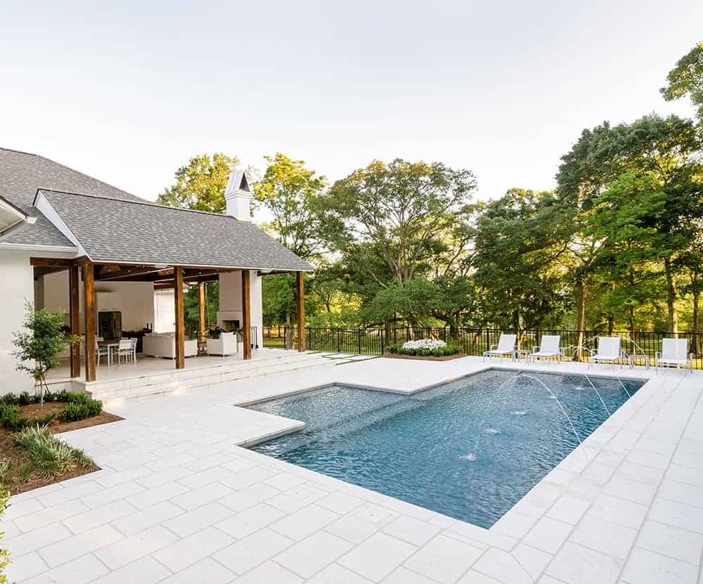 Let Your Pool Area Accentuate Your Home