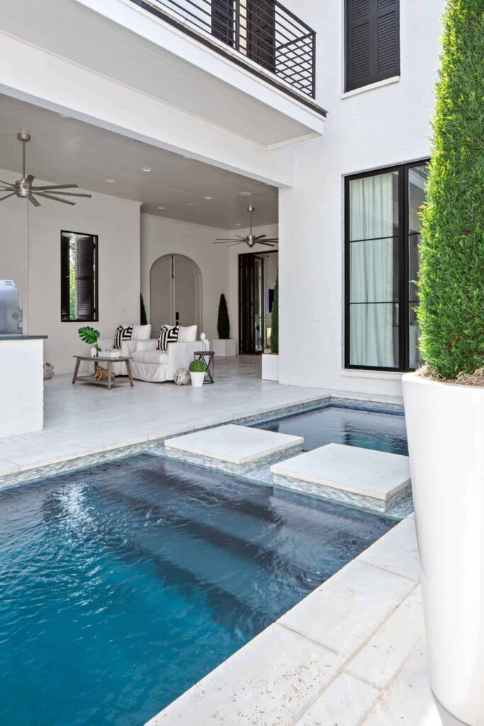 Peacock Pavers Rice White Small Exterior Pool Stepping Stones